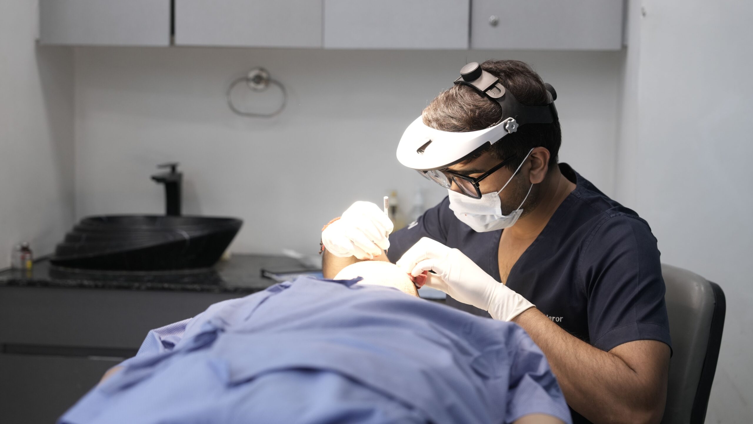 Sapphire FUE Hårtransplantation